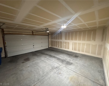 5202 Dubris Drive - Photo Thumbnail 29