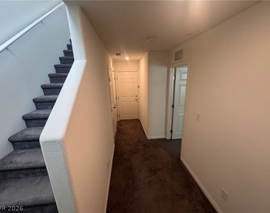 5202 Dubris Drive - Photo Thumbnail 19