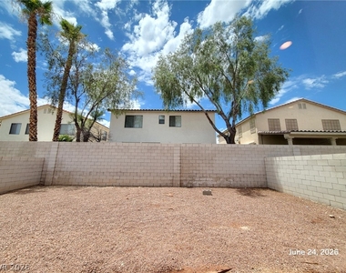 5535 Cresent Valley Street - Photo Thumbnail 14