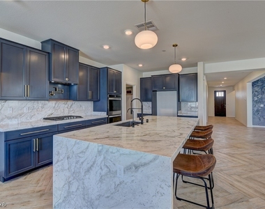6390 Montrose Park Court - Photo Thumbnail 4