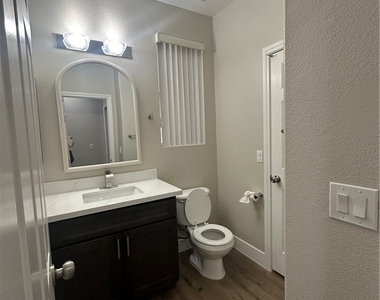 11126 Evvie Lane - Photo Thumbnail 14
