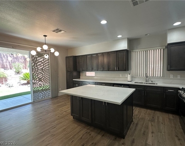 11126 Evvie Lane - Photo Thumbnail 5