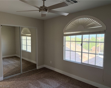 11126 Evvie Lane - Photo Thumbnail 24