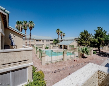 1401 Linnbaker Lane - Photo Thumbnail 18