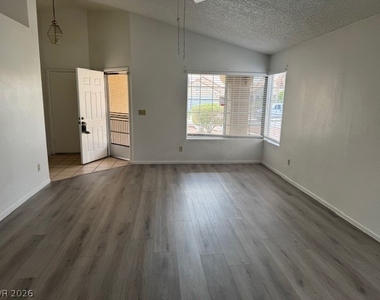 1429 Lilac Breeze Circle - Photo Thumbnail 2