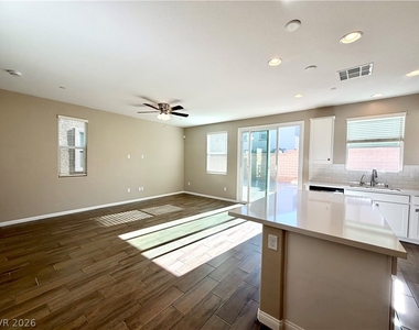 5039 Tranquil View Street - Photo Thumbnail 2