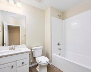 5039 Tranquil View Street - Photo Thumbnail 47