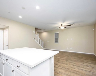 5039 Tranquil View Street - Photo Thumbnail 57