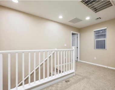 5039 Tranquil View Street - Photo Thumbnail 68