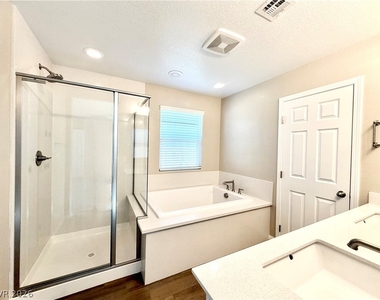 5039 Tranquil View Street - Photo Thumbnail 29
