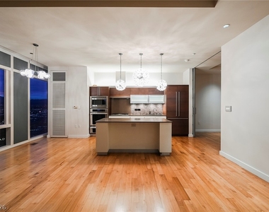3750 Las Vegas Boulevard - Photo Thumbnail 15