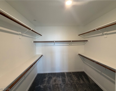 3228 Azalea Ridge Court - Photo Thumbnail 12