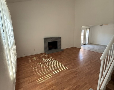 118 Blueberry Lane - Photo Thumbnail 1