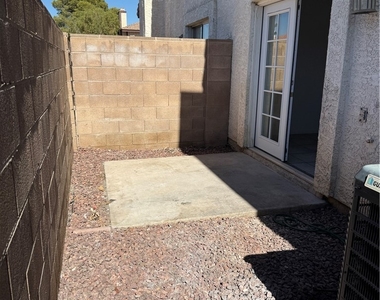 118 Blueberry Lane - Photo Thumbnail 9