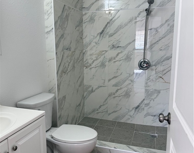 118 Blueberry Lane - Photo Thumbnail 13