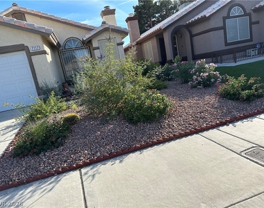 7117 Old Village Avenue - Photo Thumbnail 13