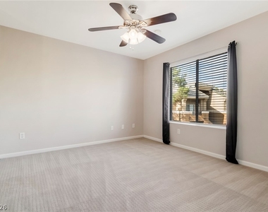 8070 W Russell Road - Photo Thumbnail 20