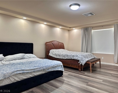 9929 Baystone Street - Photo Thumbnail 21