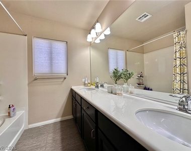 9929 Baystone Street - Photo Thumbnail 31