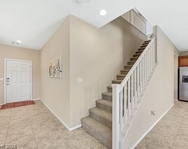 9122 Island Wolf Avenue - Photo Thumbnail 3