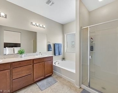 9122 Island Wolf Avenue - Photo Thumbnail 9