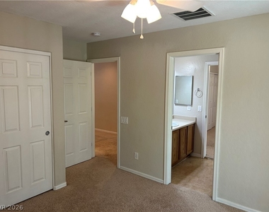 11908 Orense Drive - Photo Thumbnail 10