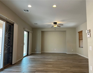 11908 Orense Drive - Photo Thumbnail 4