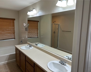 11908 Orense Drive - Photo Thumbnail 16
