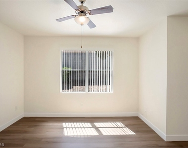 6955 N Durango Drive - Photo Thumbnail 14
