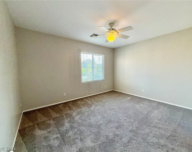 8565 Vestia Court - Photo Thumbnail 5