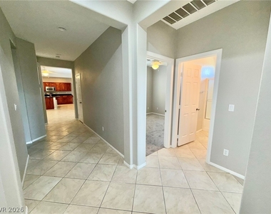 8565 Vestia Court - Photo Thumbnail 2