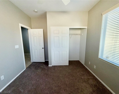 8565 Vestia Court - Photo Thumbnail 14