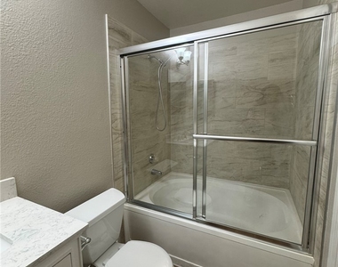 5141 Lindell Road - Photo Thumbnail 15