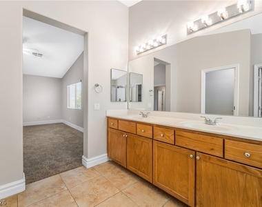 9731 Kampsville Avenue - Photo Thumbnail 22