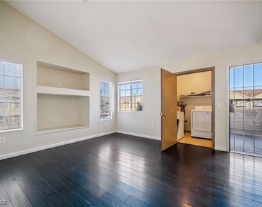 2654 Bryandouglas Drive - Photo Thumbnail 2