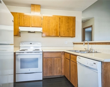 2654 Bryandouglas Drive - Photo Thumbnail 5