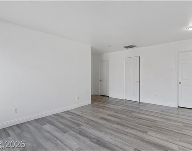 6109 Brenneman Street - Photo Thumbnail 16