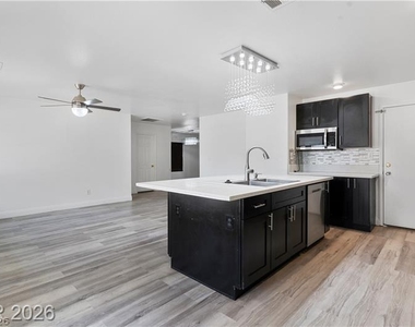 6109 Brenneman Street - Photo Thumbnail 13