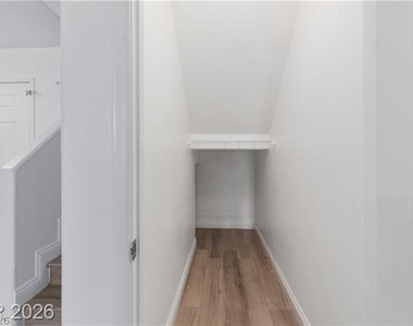 6109 Brenneman Street - Photo Thumbnail 15