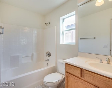 7934 Carmel Heights Avenue - Photo Thumbnail 6