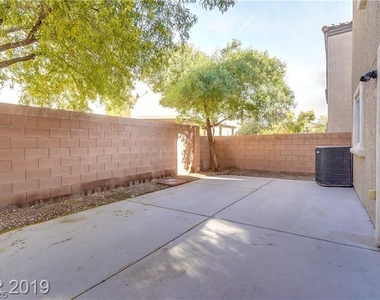 7934 Carmel Heights Avenue - Photo Thumbnail 7