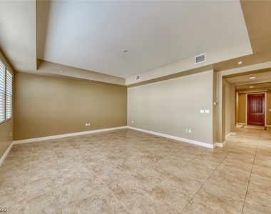 64 Strada Principale - Photo Thumbnail 10