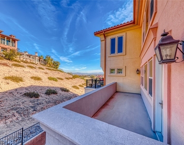 64 Strada Principale - Photo Thumbnail 34