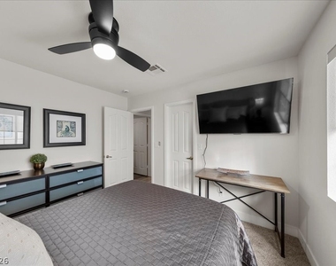 9962 Catalina Canyon Avenue - Photo Thumbnail 9