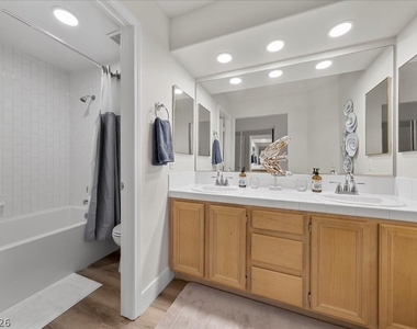 9962 Catalina Canyon Avenue - Photo Thumbnail 7