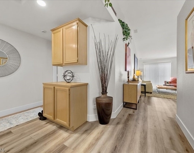 9962 Catalina Canyon Avenue - Photo Thumbnail 5