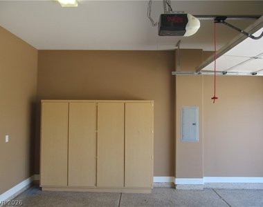 7560 Nicklin Street - Photo Thumbnail 18