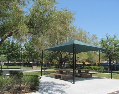 7560 Nicklin Street - Photo Thumbnail 20