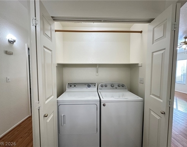 8009 Sierra Largo Drive - Photo Thumbnail 19