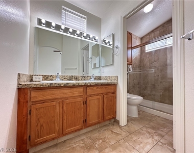 8009 Sierra Largo Drive - Photo Thumbnail 12